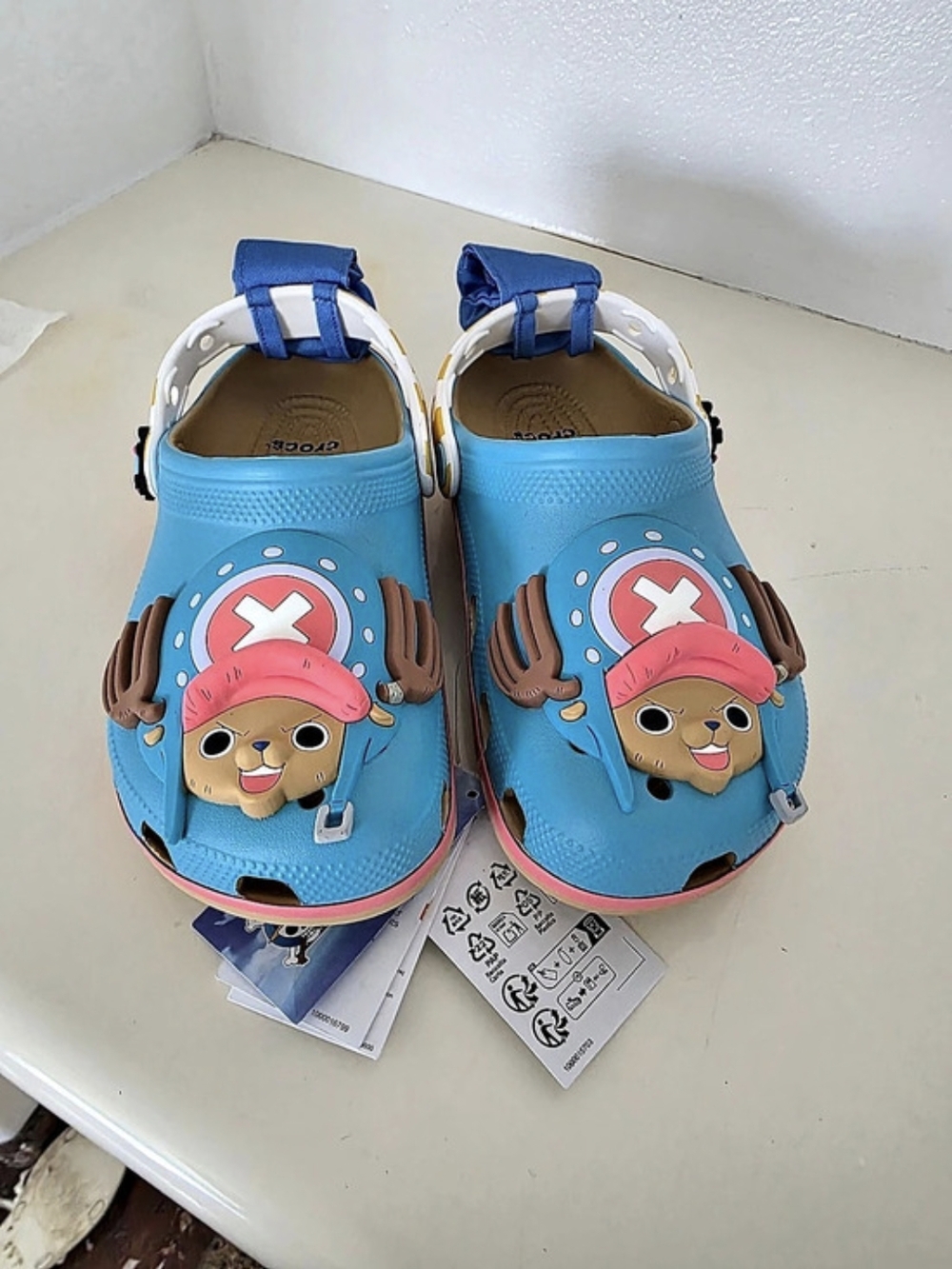 Crocs x One piece70